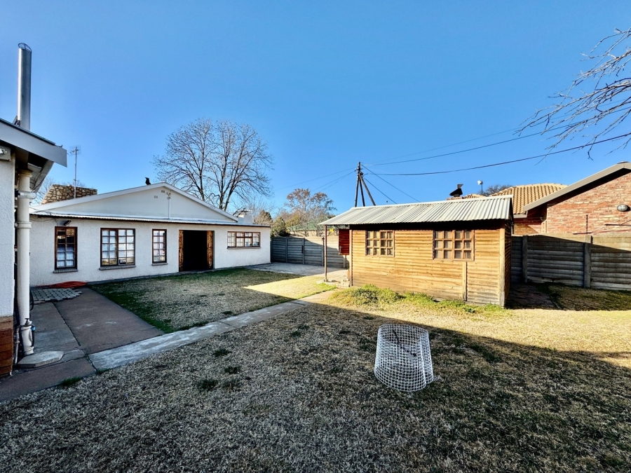 5 Bedroom Property for Sale in Potchefstroom North West